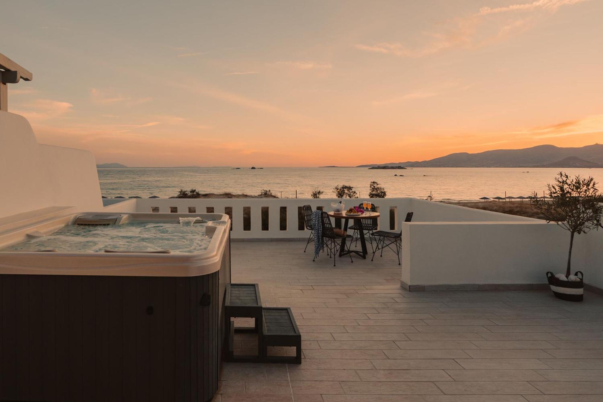 Almiriki Naxos Beachside Living Plaka  Ngoại thất bức ảnh